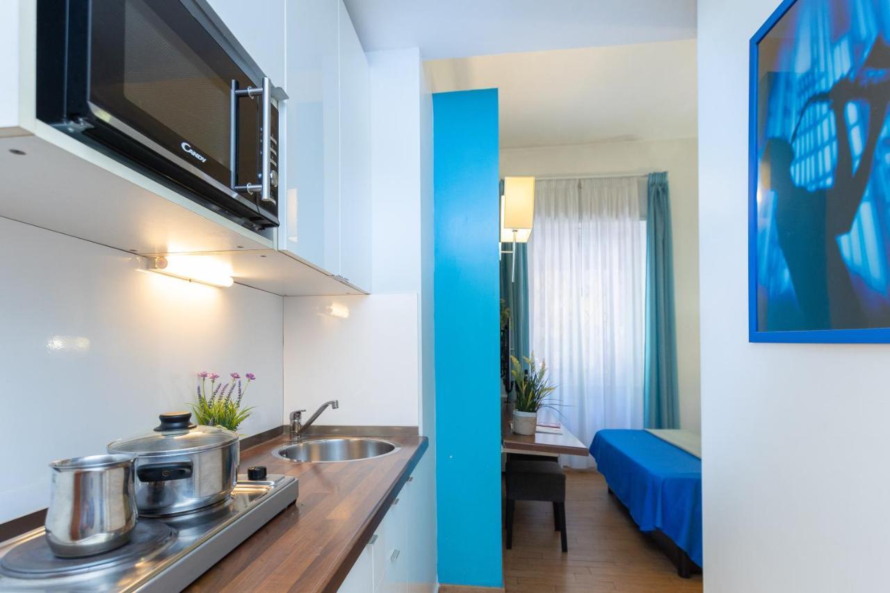 Internouno Hotell Rom Exteriör bild