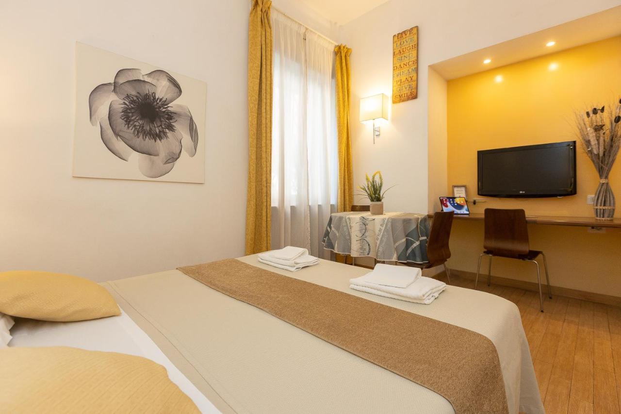 Internouno Hotell Rom Exteriör bild