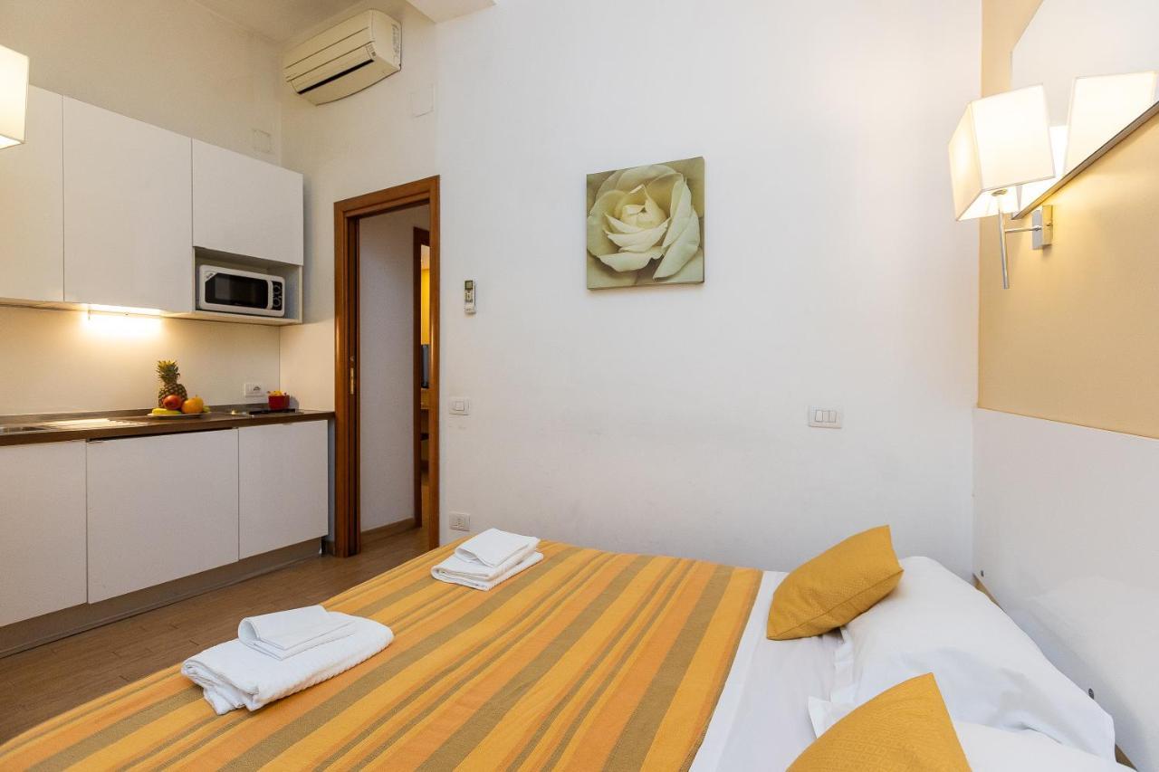 Internouno Hotell Rom Exteriör bild