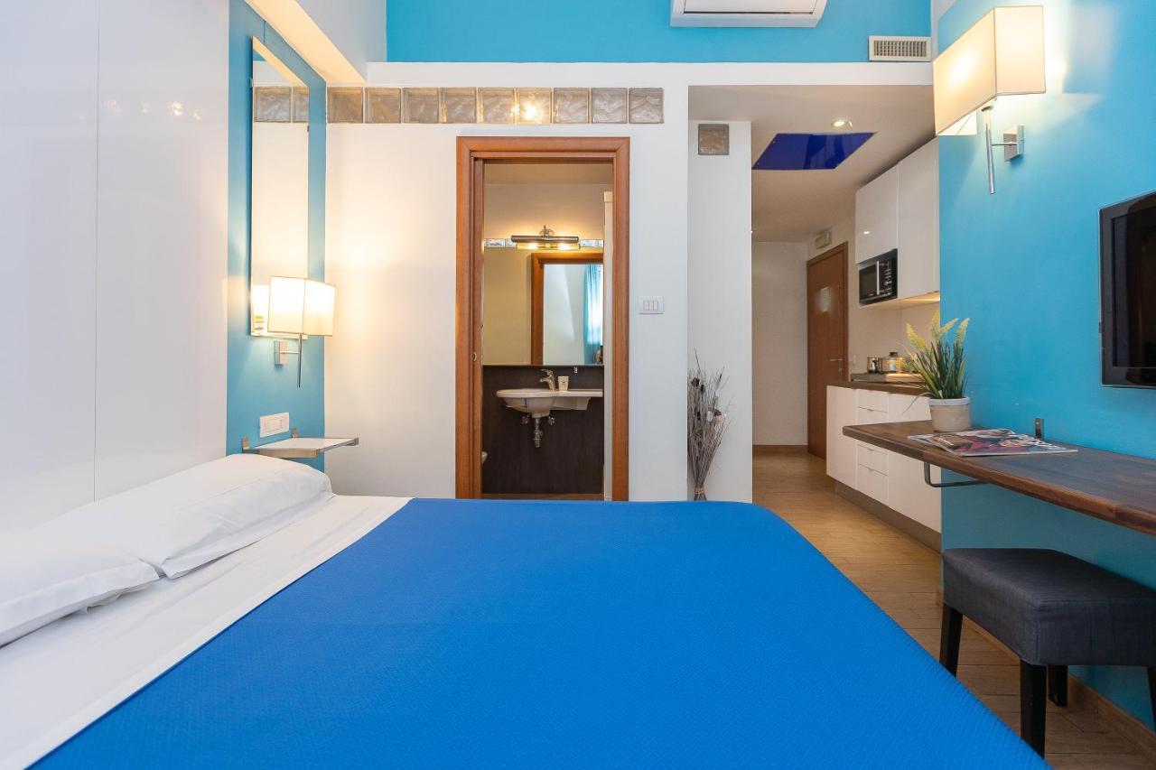 Internouno Hotell Rom Exteriör bild