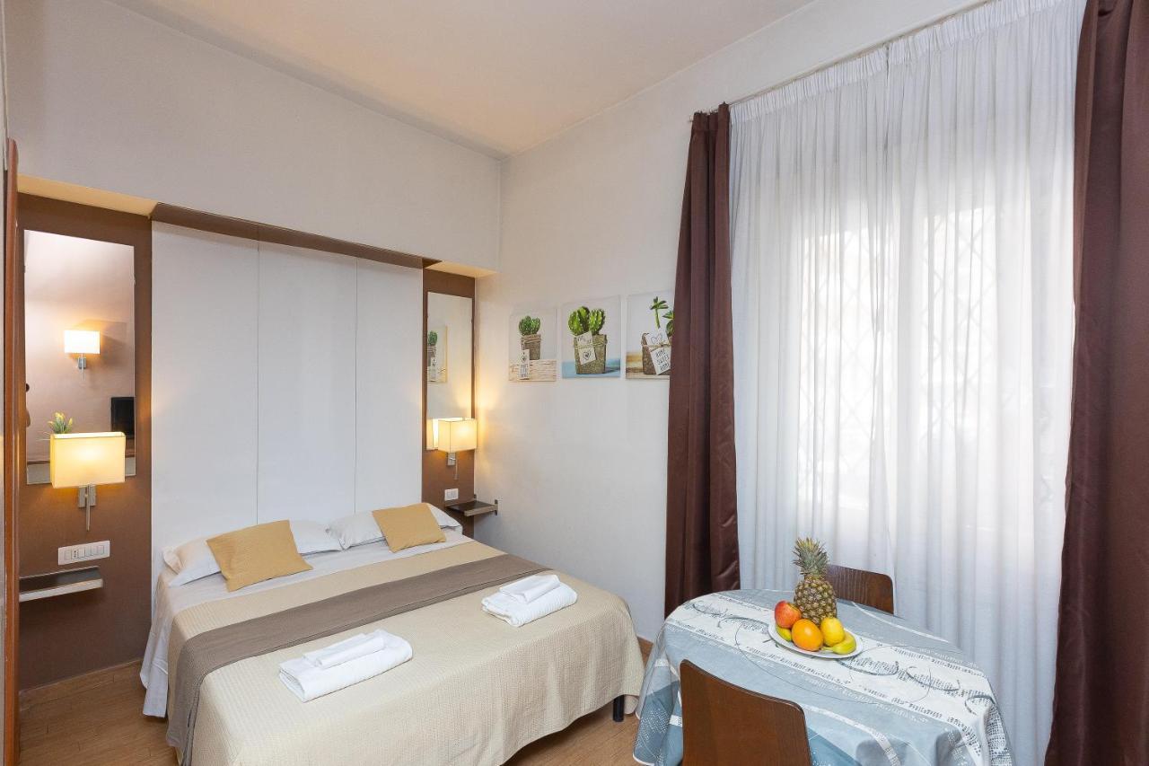 Internouno Hotell Rom Exteriör bild