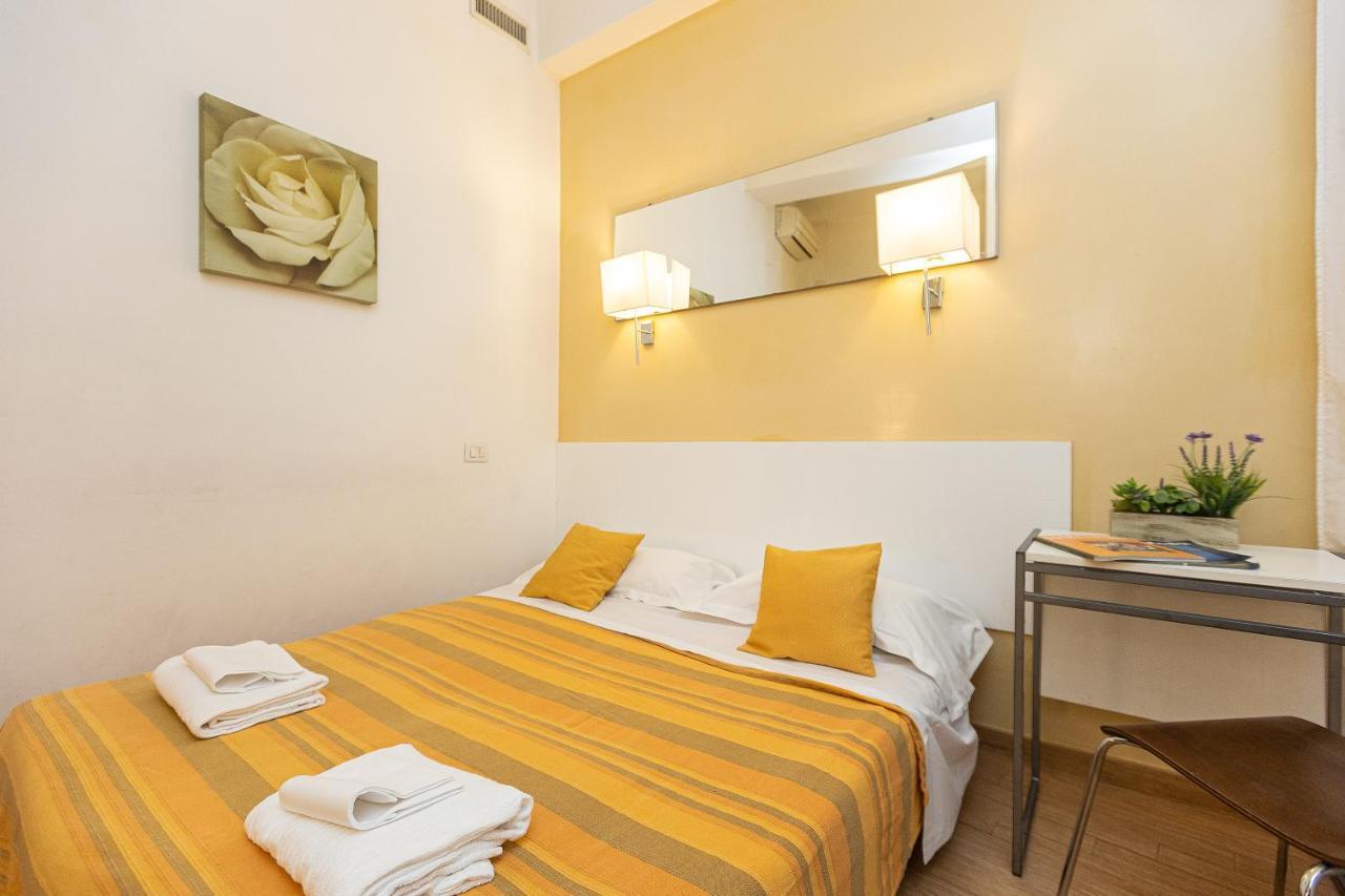 Internouno Hotell Rom Exteriör bild